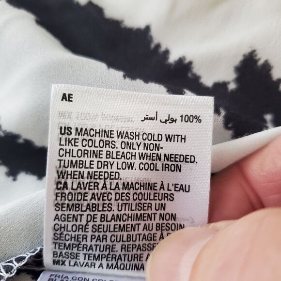 Inc International Concepts Printed Sleeveless Mock-Neck Top sz Med - Picture 14 of 14